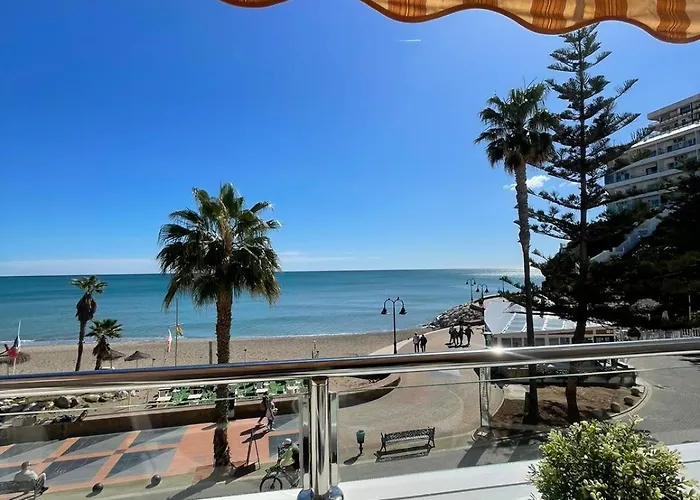 Roca Chica. - First Line Torremolinos