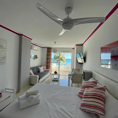 Roca Chica. - First Line Appartement