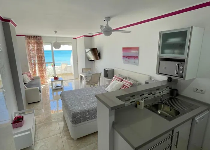 Apartament Roca Chica. - First Line