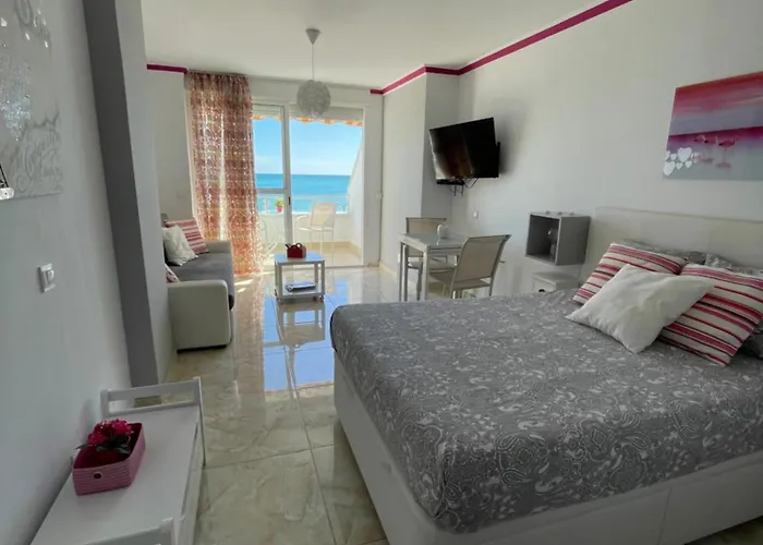 Apartament Roca Chica. - First Line *